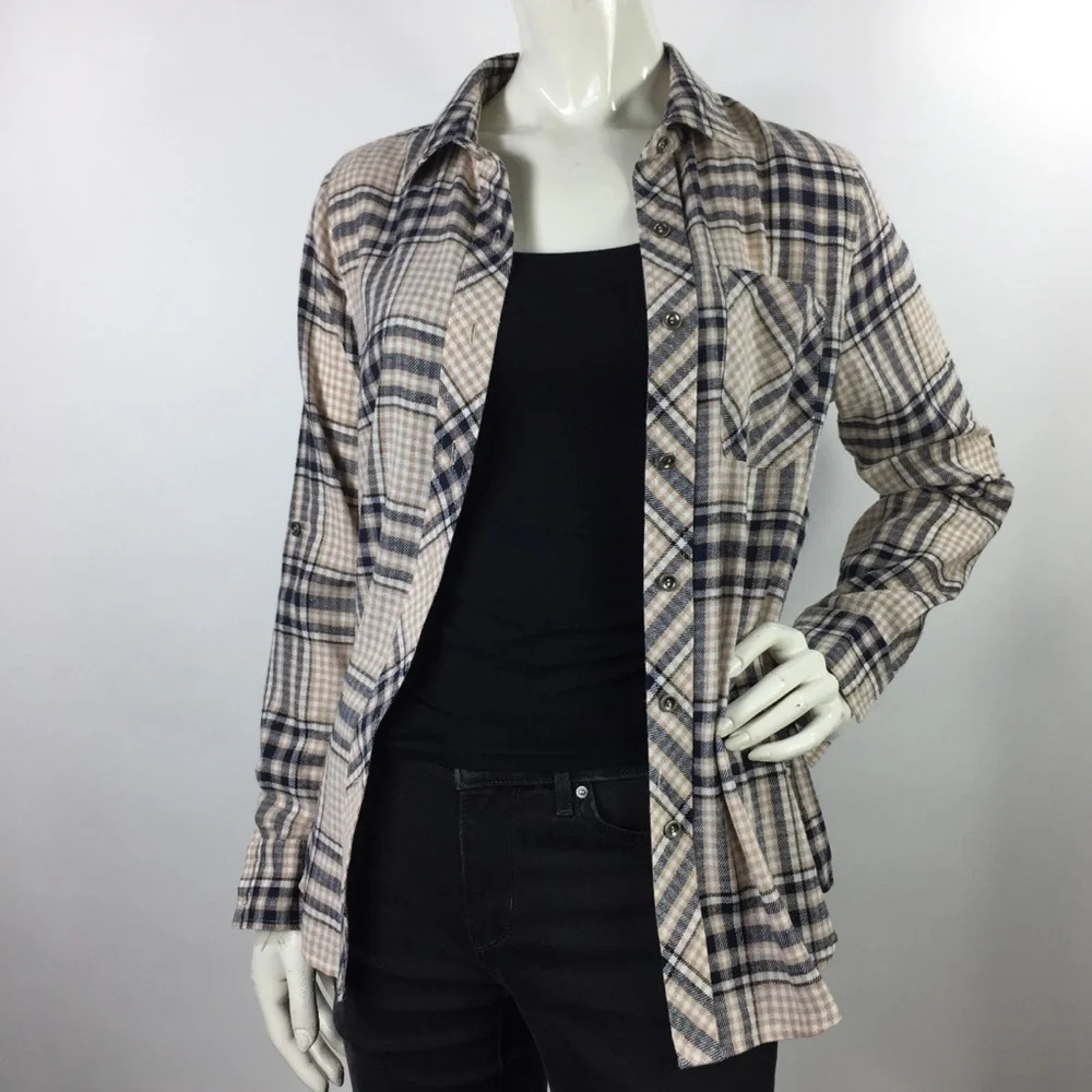 Doe & Rae Plaid Button Up Top Size S - Picture 12 of 16